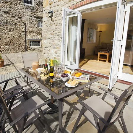 3 Bed In Bedale G0095 Holiday home