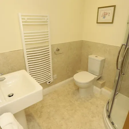 Holiday home 3 Bed In Bedale G0095 *