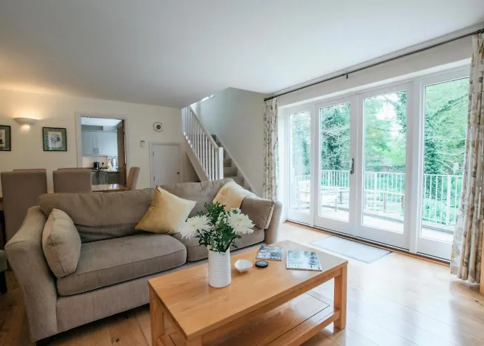 3 Bed In Bedale Oc-g0095 بيت للعطل *